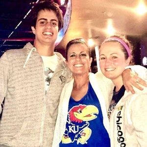 Meet your Posher, Carla